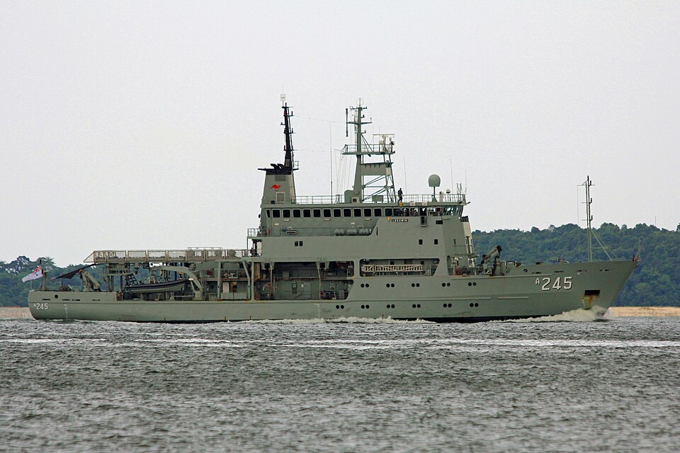资料图:澳洲海军测量船HMAS Leeuwin(2010年摄)