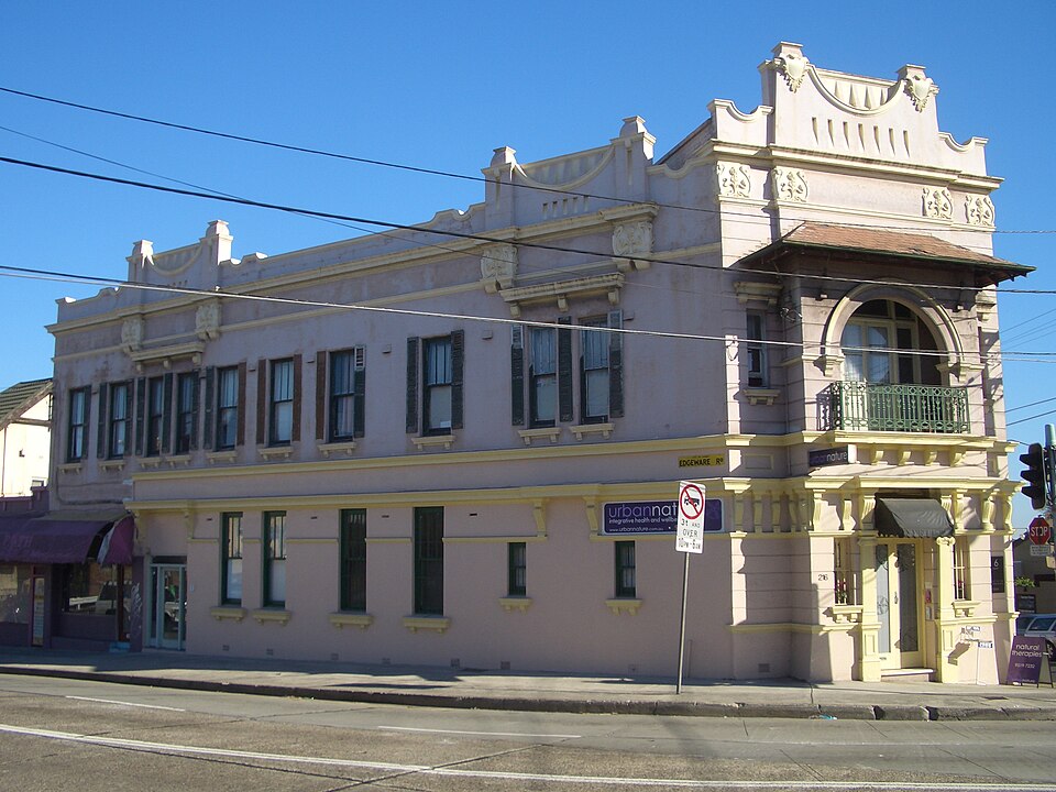 资料图：悉尼Enmore的Enmore Road与Edgeware Road路口（2007年摄），非事发地点